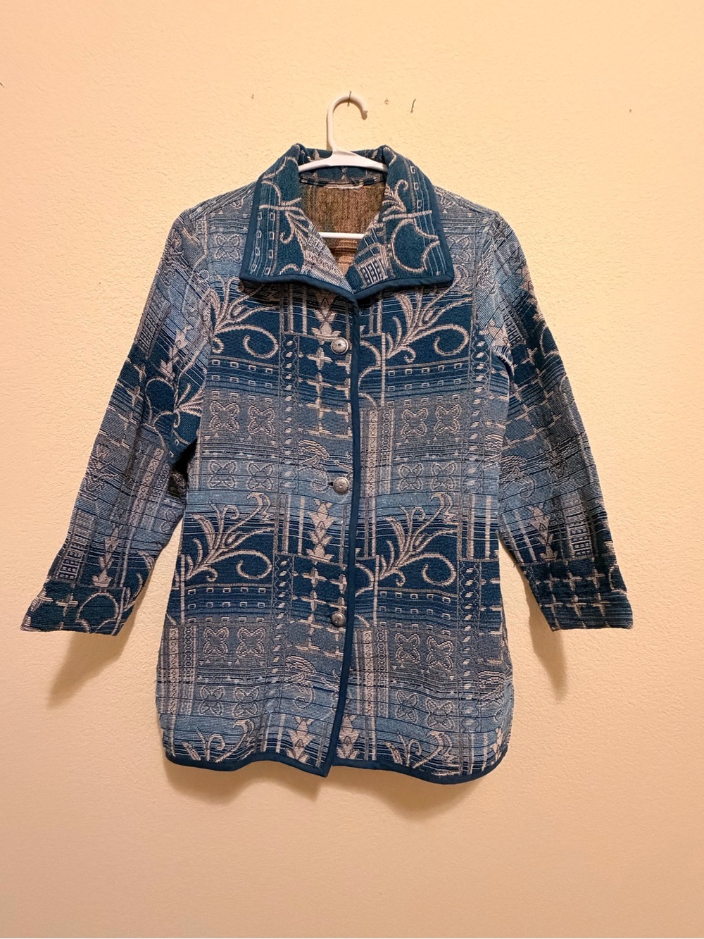 Vintage 90’s Blue TapestryJacquard Jacket Boho Women’s 44in Bust EUC